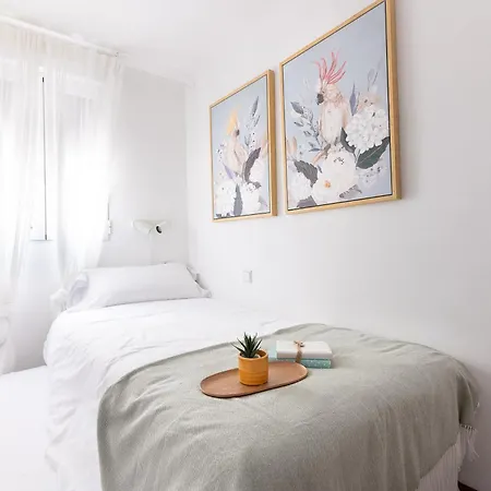 Apartamento Moderno En El Casco Antiguo De *