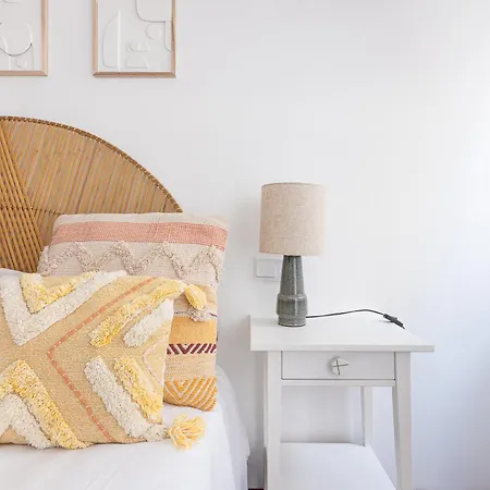 Moderno En El Casco Antiguo De Apartamento