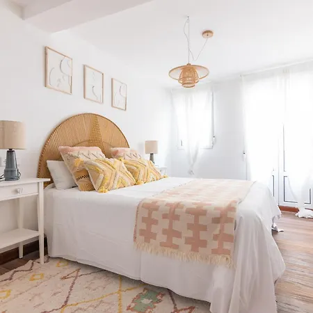 Moderno En El Casco Antiguo De Apartamento Castro Urdiales