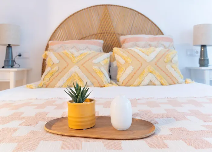 Moderno En El Casco Antiguo De *