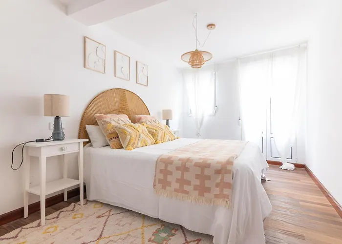 Moderno En El Casco Antiguo De Apartamento Castro Urdiales