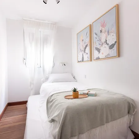 Moderno En El Casco Antiguo De * Castro Urdiales